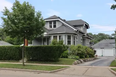 Image de Little Farmhouse in the City
