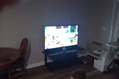 Image de Charming 2-bedroom house with fitness room, WiFi in lovely Lowell