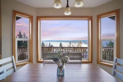 Image de Cozy Bremerton Home with Water Views