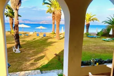 Image de Cozy studio with Sea View on the beach in Corfu