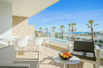 Image de Cliff View luxury apartment - Lote 99 Block A\n