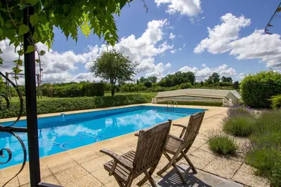 Image de Charmante maison de campagne avec piscine partagée, 4 personnes