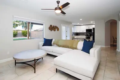 Image de Elegant 4br Retreat｜Lush Yard｜Perfect for Families & Pets #41649