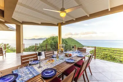 Image de Stargazer - a tropical retreat & pool, above Long Bay & Smuggler's beaches