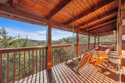 Image de A Lake Resort Property with Stunning Views