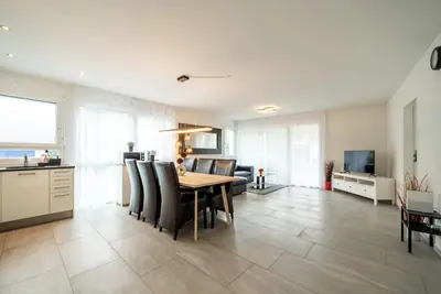 Image de Serene Swiss Apt - scenic balcony views + parking