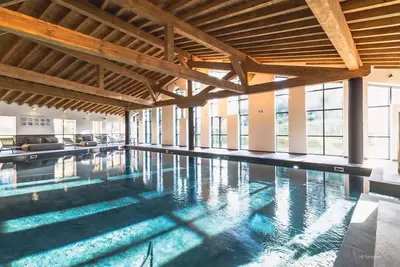 Image de Appartement T2 dans résidence hôtelière de standing 4 étoiles avec piscine. . . .