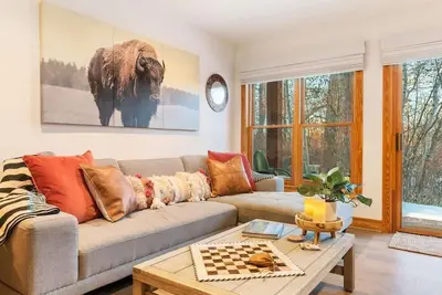Image de Basecamp Stays: Upscale Getaway, Shuttle, Hot Tubs