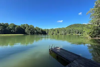 Image de Los Pinos, 3/4-Bedroom   Lake House near Rosman. Sleeps 8