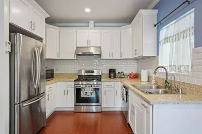 Image de Newly Built 2 bedroom Home Close to Disneyland Fun