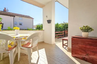 Image de Charmant appartement à seulement 700 mètres de la plage avec espace Bbq, terrasse, parking privé