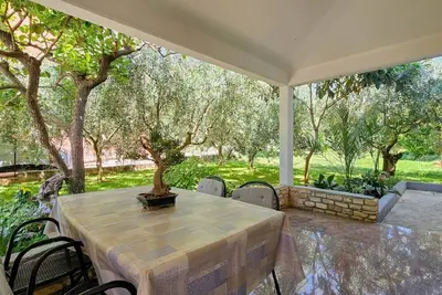 Image de Appartement méditerranéen adapté aux chiens à seulement 650 mètres de la plage