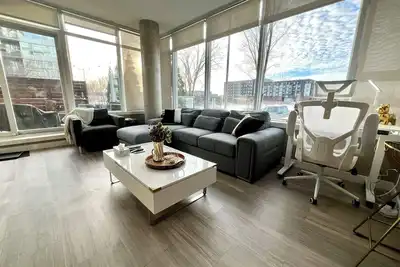 Image de Century park Condo Oasis