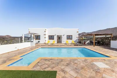 Image de Home2Book Idyllic Villa La Hoya, Private Pool