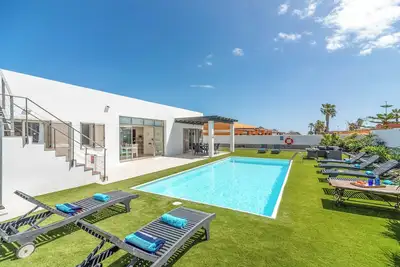 Image de Villa Max - Quatre Chambres Villa, Couchages 8