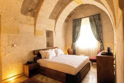 Image de Charming Balloon view Premium Cave Suite with Bathtub 107