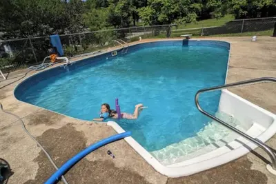 Image de Cozy 3-bedroom home w pool