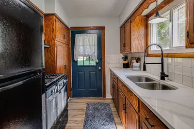 Image de 3br Home | 1 Acre | Sleeps 6