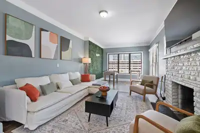 Image de Cozy 5 Bd house near Blackstone and Unmc