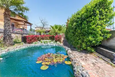 Image de Casina del Forno with pool between Catania and Syracuse, hub for eastern Sicily