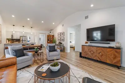 Image de Park Place, Bastrop Beauty