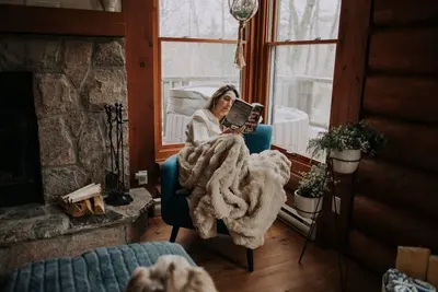 Image de Wood Log Cabin Retreat | Spa + Gym + Family Club