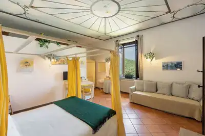 Ferme 'Suite Con Vista Vesuvio' avec vue sur la montagne, Wi-Fi et climatisation