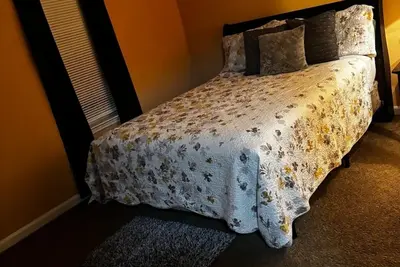 Image de Amazing Cozy 2Br home In Lithonia/Stone Mountain\n W/ 2 Full  bath  Private Deck