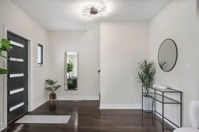 Image de Spacious / New - 8bd/4bth - Sleeps 16 + Garage!