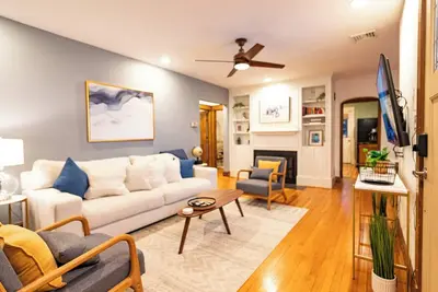 Image de Dc Metro: Cozy 4br Cottage on a Hill - Pets allowed