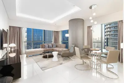 Image de Lux BnB 2br Paramount Tower Burj Views