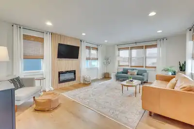 Image de Patio & Lake Views: Family-Friendly Canton Retreat