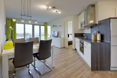 Image de Lee Apartment D4 R3 with panoramic view - Ferien auf Krautsand GmbH