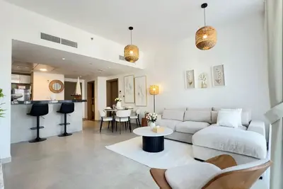Image de Luxury Living at Its Best : 2br in Al Rahah