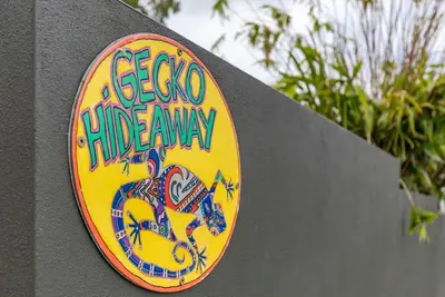 Gecko Hideaway - unique glamping style holiday home