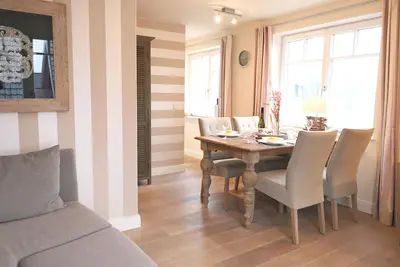 Image de Cozy 2-room apartment with south-facing balcony in Wenningstedt, close to the beach