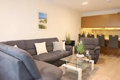 Image de Central apartment in Westerland with sauna, swimming pool and west-facing balcony