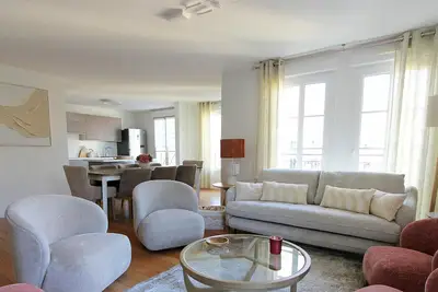 Image de ELIZÉ 1 ~ Spacieux appartement 8 pers ~ Disneyland