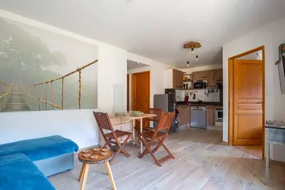 Image de Appartement moderne 4 pers, proche SkyVall, parking gratuit