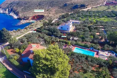 Image de Villa Maravigghia with swimming pool few minutes away from the beach