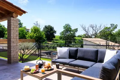 Image de Maison de Villedieu - Deux Chambres Villa, Couchages 4