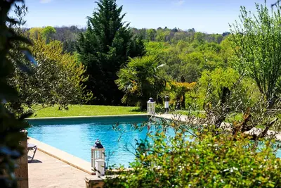 Image de Domaine Perigourdin - Quatre Chambres Villa, Couchages 8