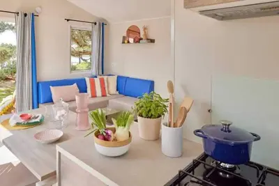 Image de Camping 3 étoiles - Piscine  - ccafeif