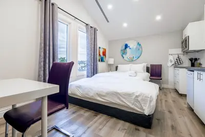 Image de 20 People Home In Thornhill