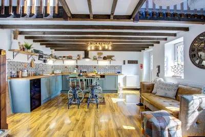 Image de Prestige-Cottage-Vue sur la campagne-Salle de bain-Luxury Cottage Sleeps 8