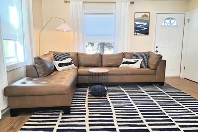 Image de Luxury Cozy Stay-Near Six Flags, Navy Base
