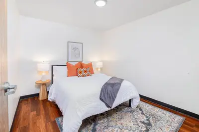 Image de Spacious Ranch with 4br/2ba – Prime Location