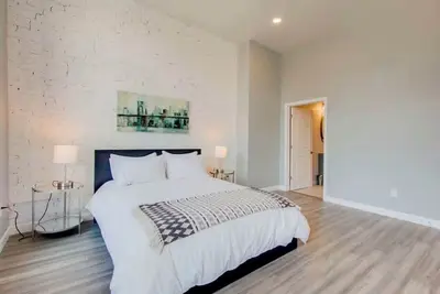 Image de Large 3br Loft in Fiserv Forum / Deer District Area