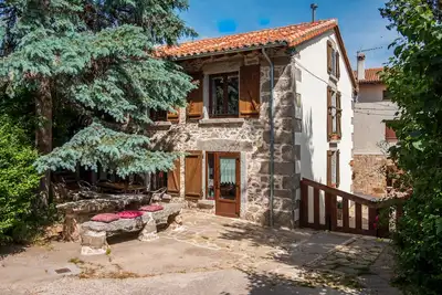 Image de Maison de campagne \"La Esperilla De Gredos\" avec vue sur les montagnes, jardin privé et Wi-Fi