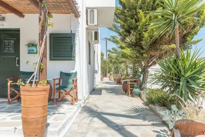 Image de Studio 'Mouria B' avec vue sur la mer, Wi-Fi et climatisation